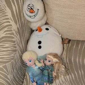 Frozen Kids Bundle - squishmallows, 2 Dolls And Earmuffs